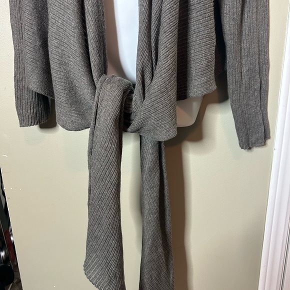 Eileen Fisher Woman Gray Sheer Ribbed Knit Tie Front Cardigan Sweater Size 1X - Picture 16 of 16